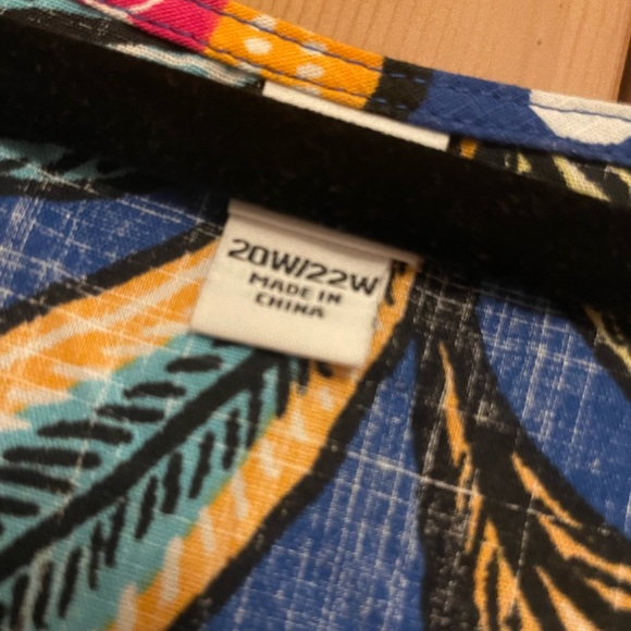 Mixed Floral / Polka Dot Puff Sleeve Midi Dress. Tabitha Brown 2022 limited - Picture 3 of 4